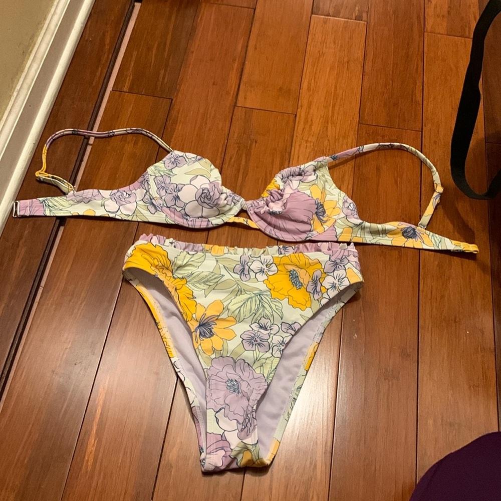 Bathing suit- Bikini